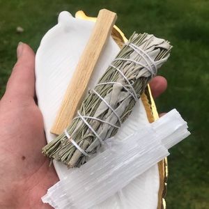 White Sage & Pine Smudge, Selenite + Palo Santo
